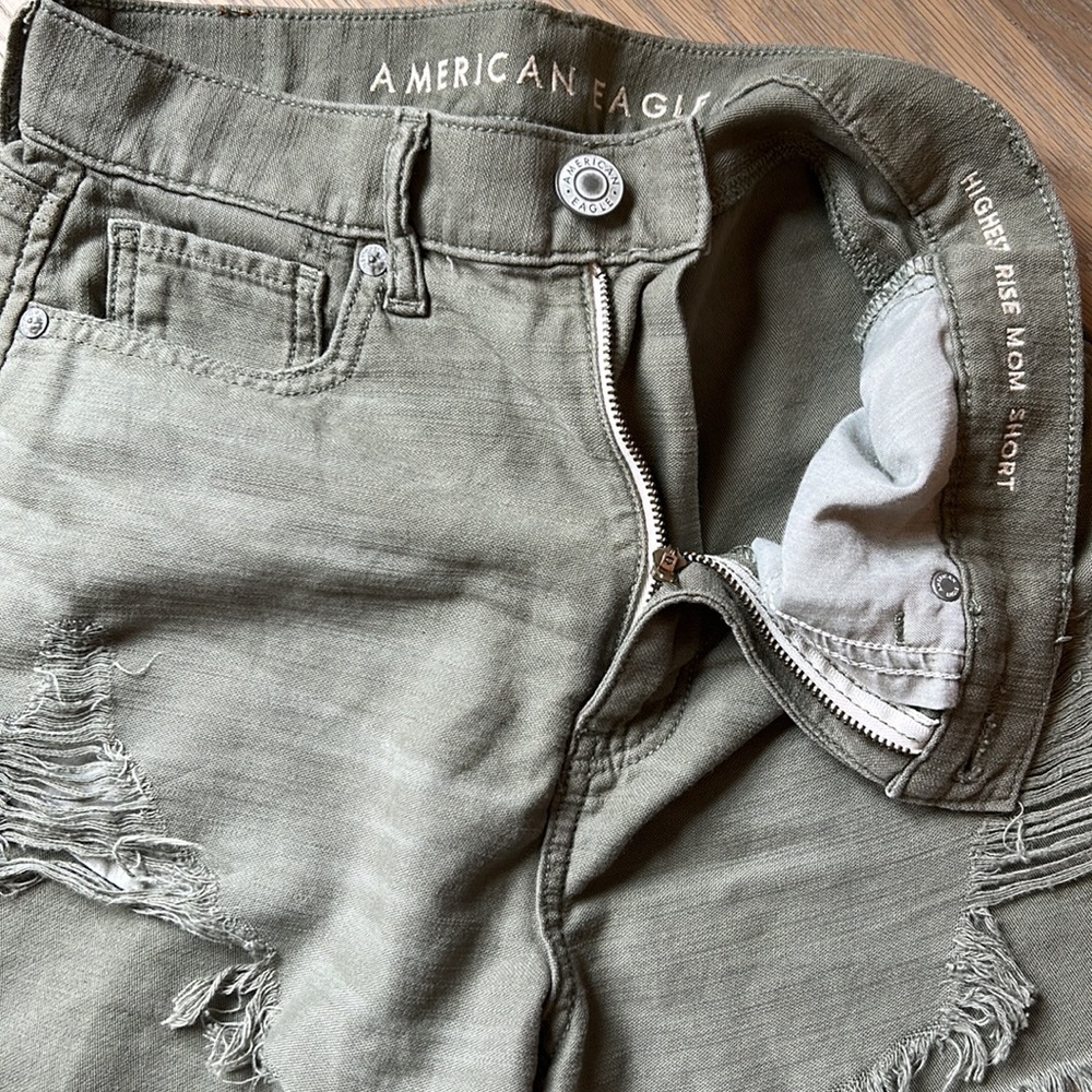 AE High Rise “Mom” Short w/ Rips - Picture 3 of 7
